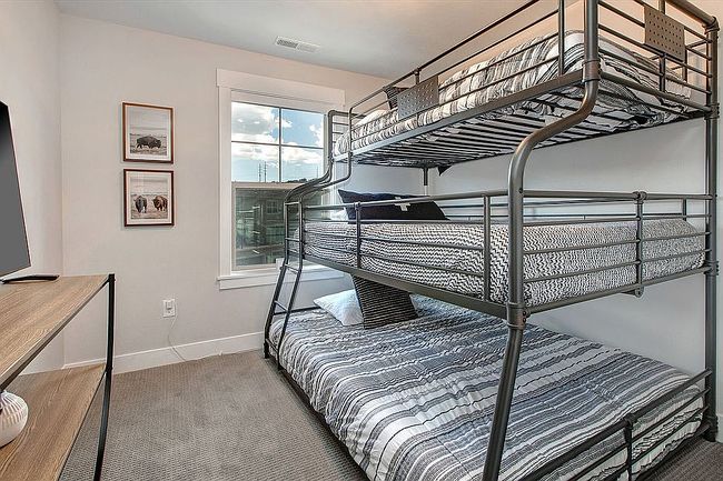 Additional photo 3 of property located at 1045 W Wasatch Spring Rd