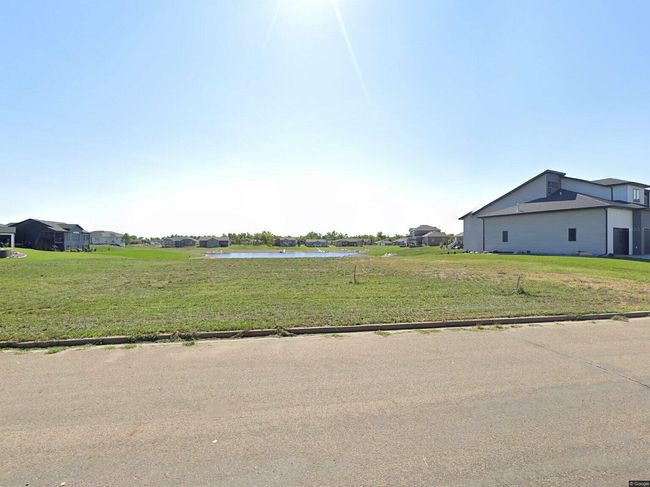 Photo of 1017 Calypso Dr, Bismarck, ND