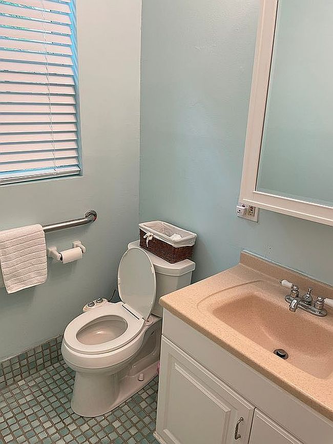 Photo of 818 Harris Ave, Austin, TX
