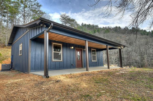 Photo of 191 Patterson Ln, Blue Ridge, GA