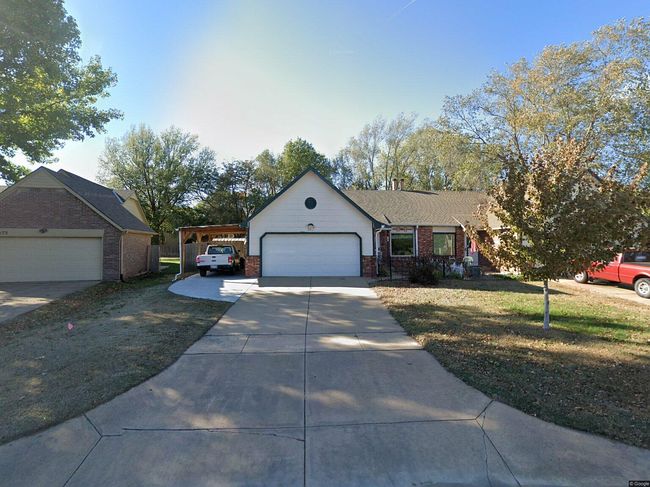 167 S Lark Ln, Wichita, KS