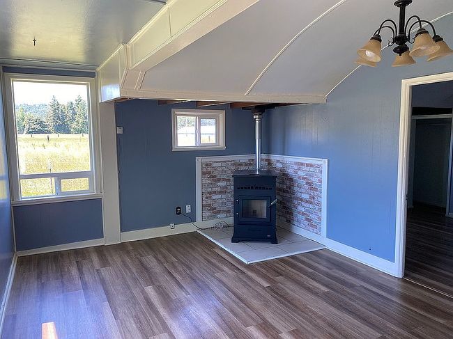 Image of 38823 Mathews Dr