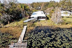 Image of 2360 Lakeview Dr