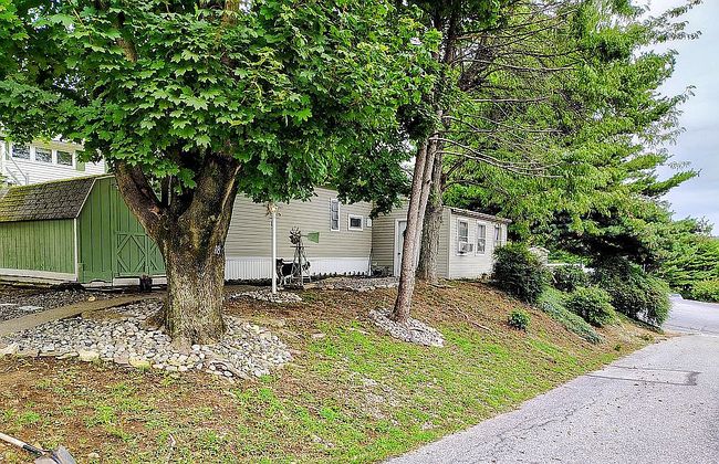 Photo of 6018 Ambler Ct, Slatington, PA