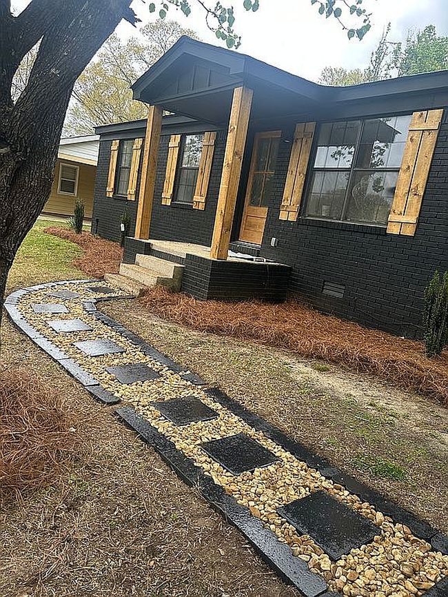 Image of 156 Cartwright Ave