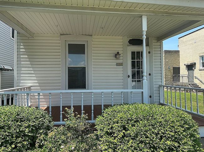 Image of 154 N Walnut St