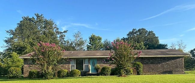 Photo of 2931 County Road 52, Moundville, AL