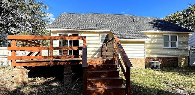 Image of 121 Pin Oak Ct