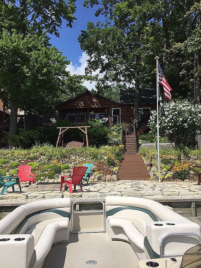 Additional photo 1 of property located at 1149 Lakeshore Dr