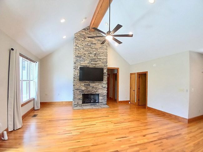 Photo of 1 Northstar Ln, Landrum, SC