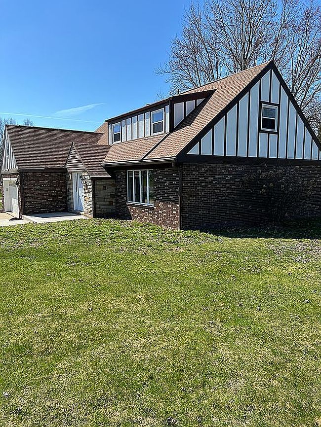 Image of 61 Hillside Dr