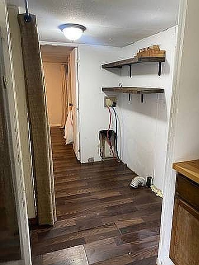 Additional photo 1 of property located at 18 Tammy Dr