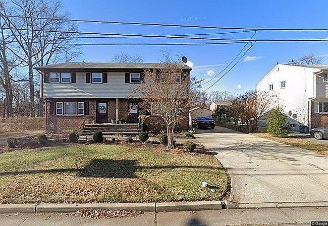 Photo of 209 7th St, Middlesex, NJ