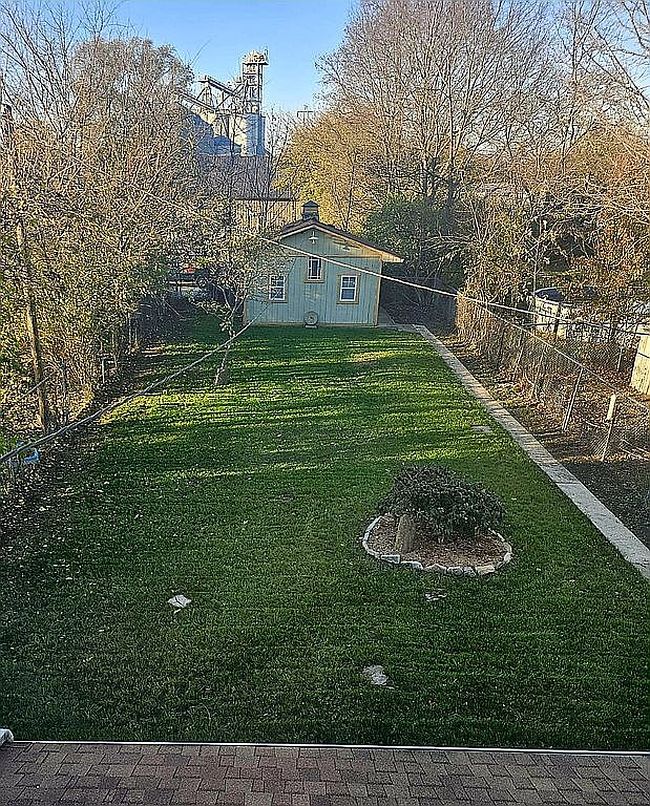 Image of 166 W Hamilton St