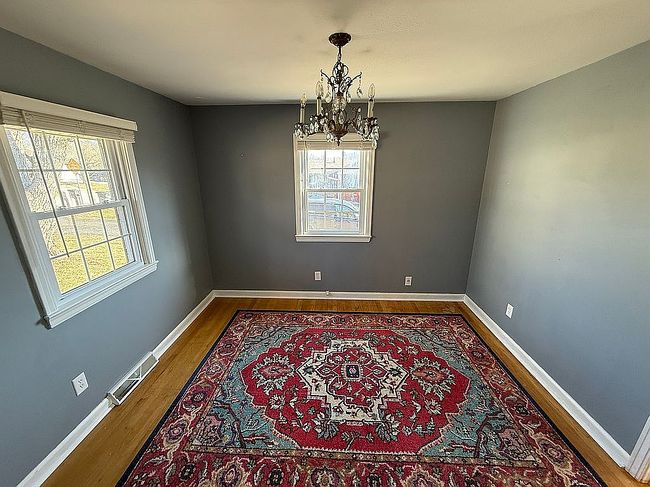 Image of 606 Dogwood Dr