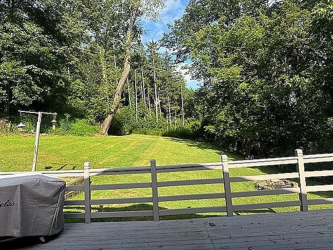 Photo of 800 Cedar Rocks Rd, Wheeling, WV