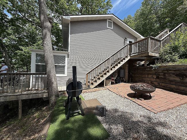 Photo of 105 Scenic Dr, Eldon, MO