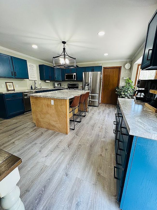 Image of 713 Anna Dr