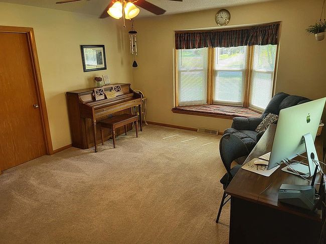 Photo of 480 Grant St, Tecumseh, NE