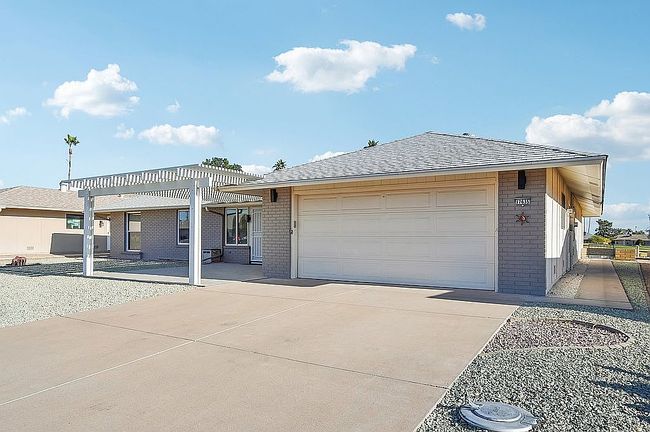 Photo of 17635 N Buntline Dr, Sun City West, AZ