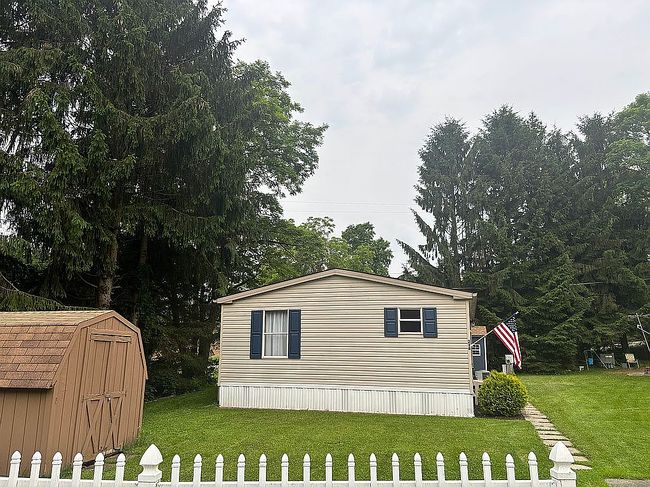 Photo of 228 Kingston Ln, Indiana, PA