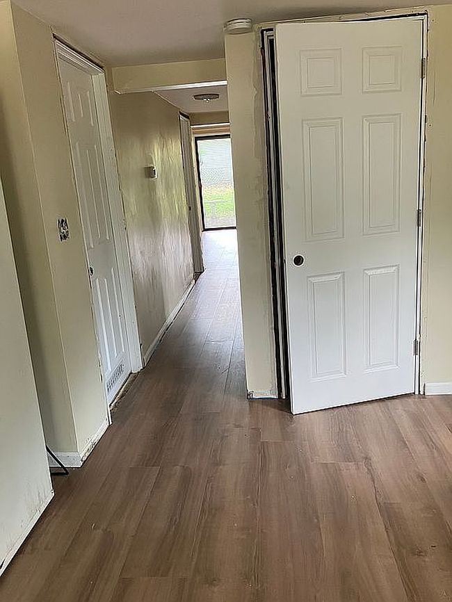Photo of 3964 Oak Knoll Rd, Waterford, MI