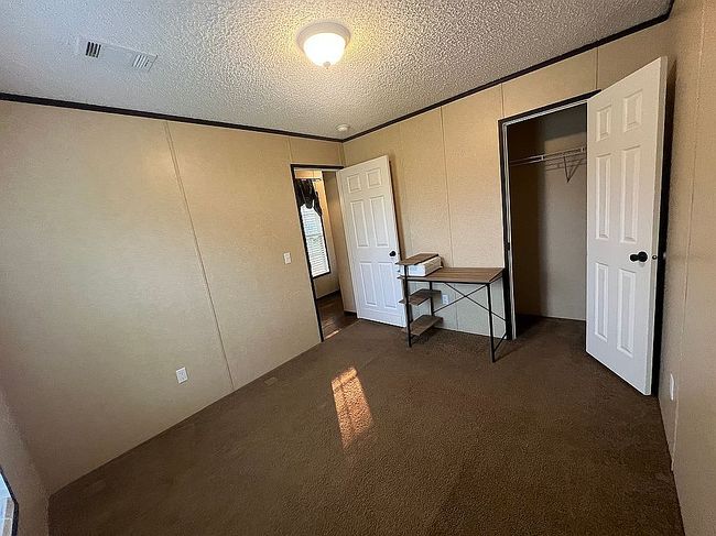 Image of 602 Vincent Rd