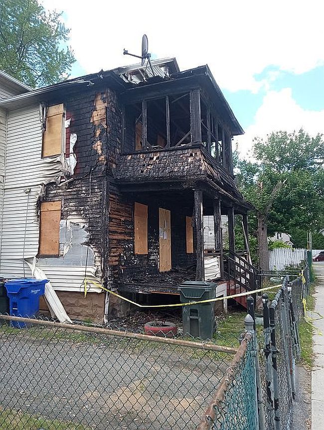 Photo of 12-14 Carver St, Springfield, MA