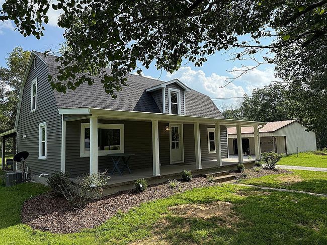 Photo of 1575 W State Road 62, Tennyson, IN
