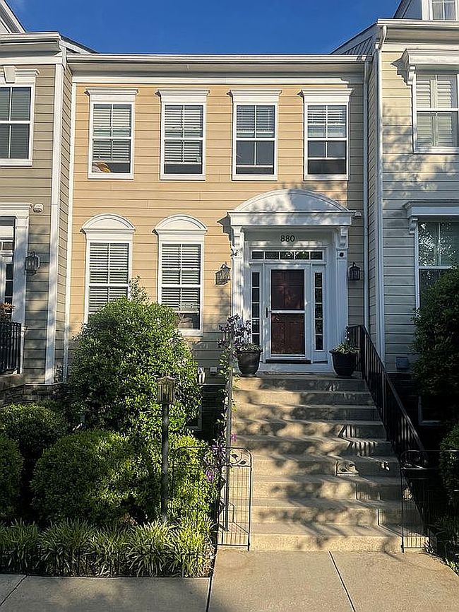 Photo of 880 Belvedere Blvd, Charlottesville, VA