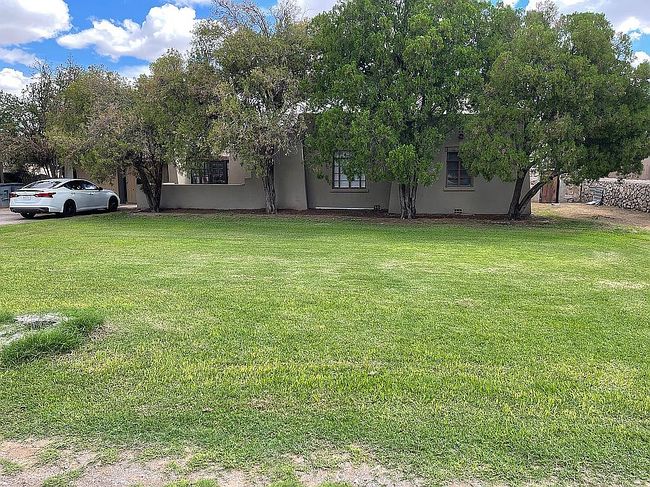 Image of 320 Stewart Dr