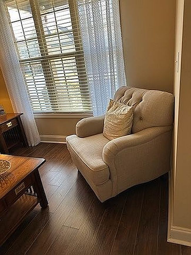 Image of 3573 Fallen Oak Dr