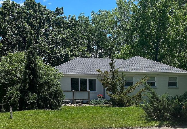 Preview of property located at 2412 Meadow Lark Ln