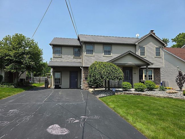 Image of 2086 Renwick Dr
