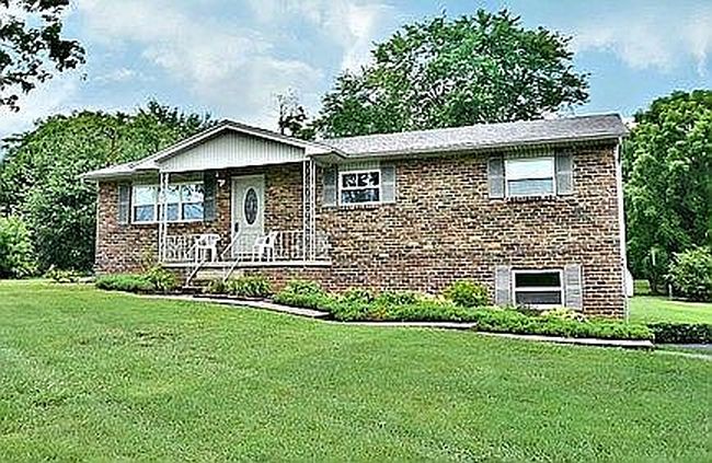 Photo of 11128 Farr Dr