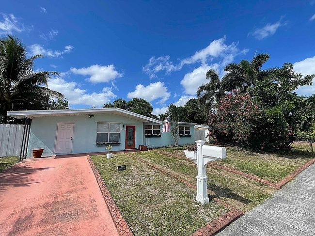Image of 7141 Coolidge St