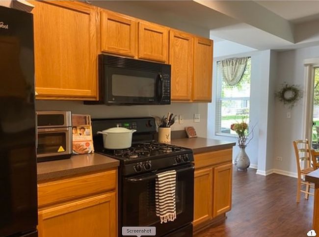 Photo of 421 Valentine Way, Oswego, IL