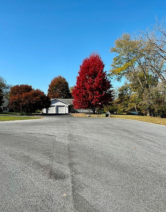 Image of 1874 Oak Ridge Ln