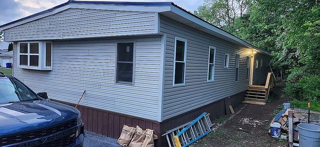 Image of 17 Paradise Dr