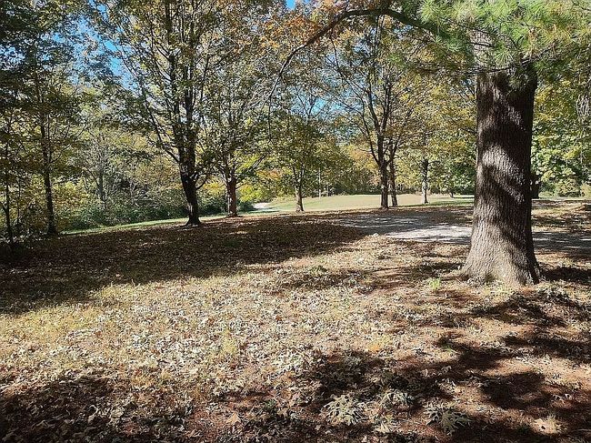 Photo of 146 Wagon Wheel Rd, Carbondale, IL