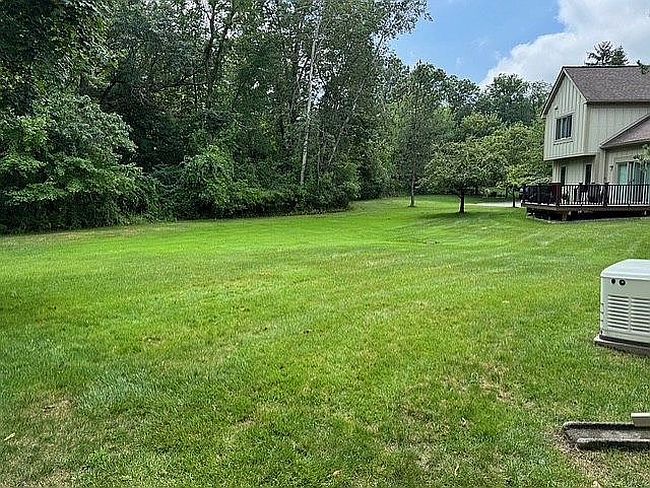 Photo of 2591 Maple Forest Ct #1, Wixom, MI