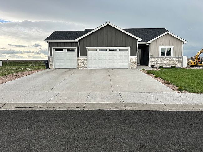 Photo of 6201 Atlantic Dr, Cheyenne, WY