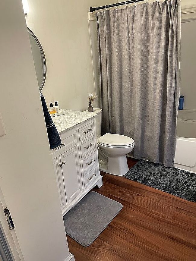 Photo of 800 Anderson St, Charlottesville, VA