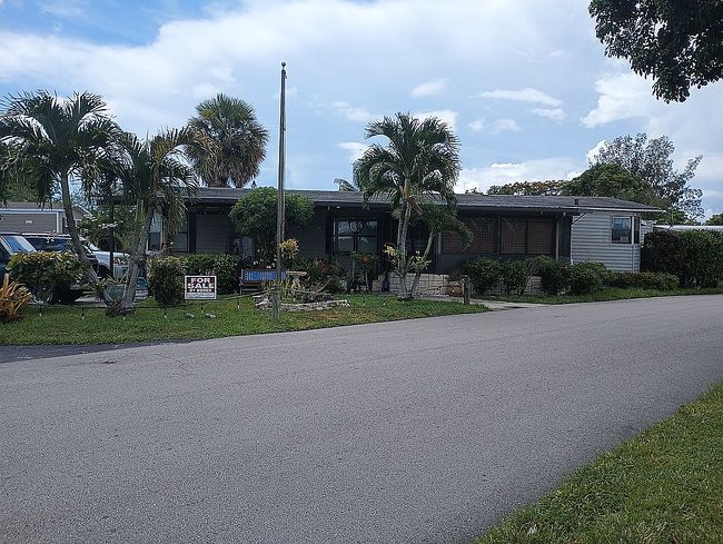Photo of 6355 Chub Cay Ave, Lantana, FL