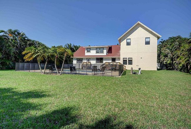 Photo of 3855 Nw 5th Ave, Boca Raton, FL