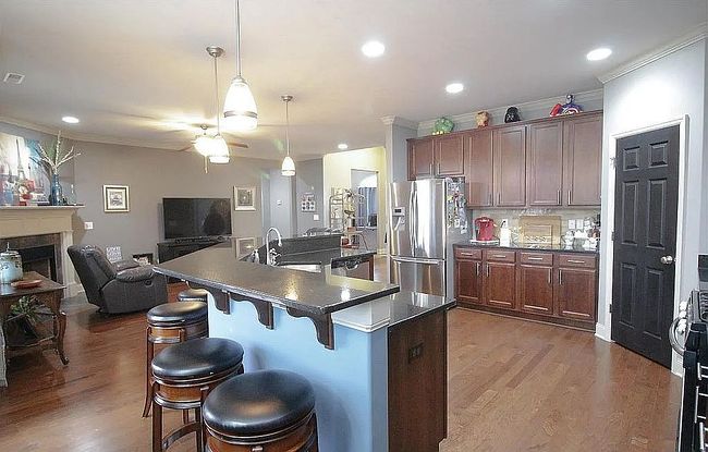 Image of 284 Blue Creek Dr