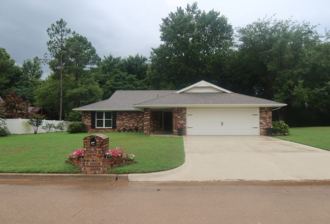 Additional photo 3 of property located at 7800 S Peach Ave