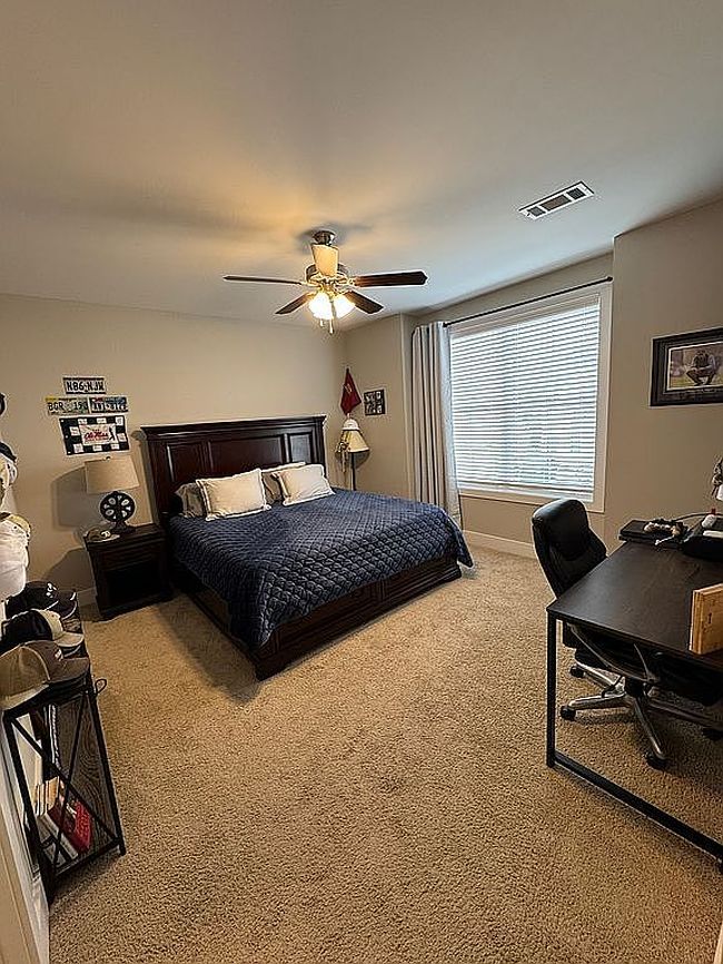 Image of 319 Stillwater Ln