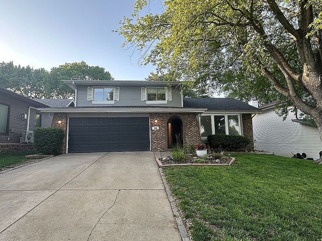 Image of 504 W Harvest Dr