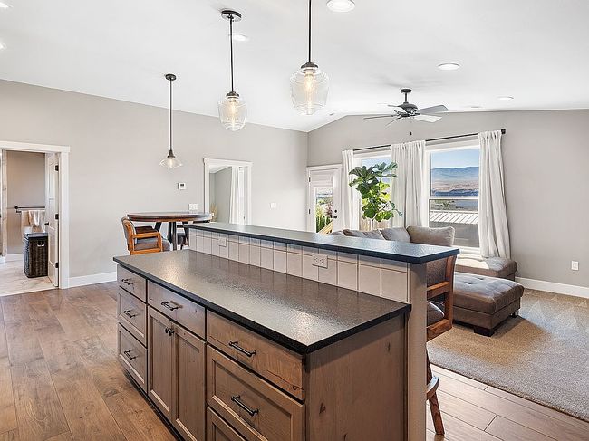 Image of 26235 Road U Sw
